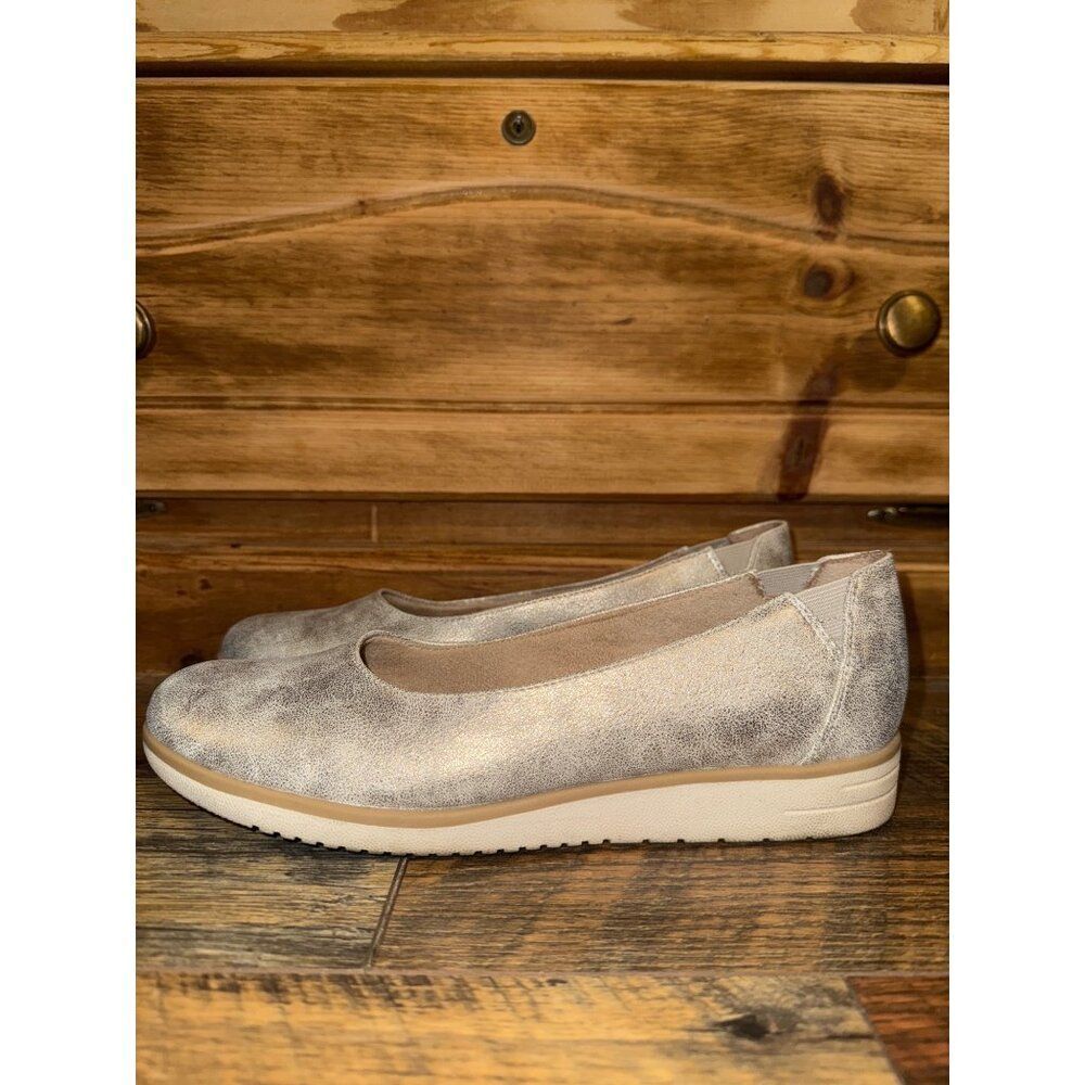 SOUL Naturalizer Metallic Silver Leather Flats - Women’s 8.5 - Picture 3 of 11